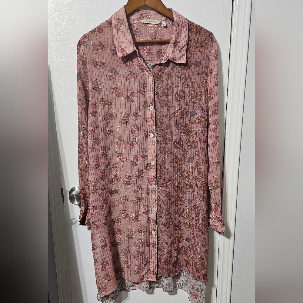 Soft Surroundings | Aura Shirt, Lightweight Sheer Pink Floral Button Down - Picture 2 of 6